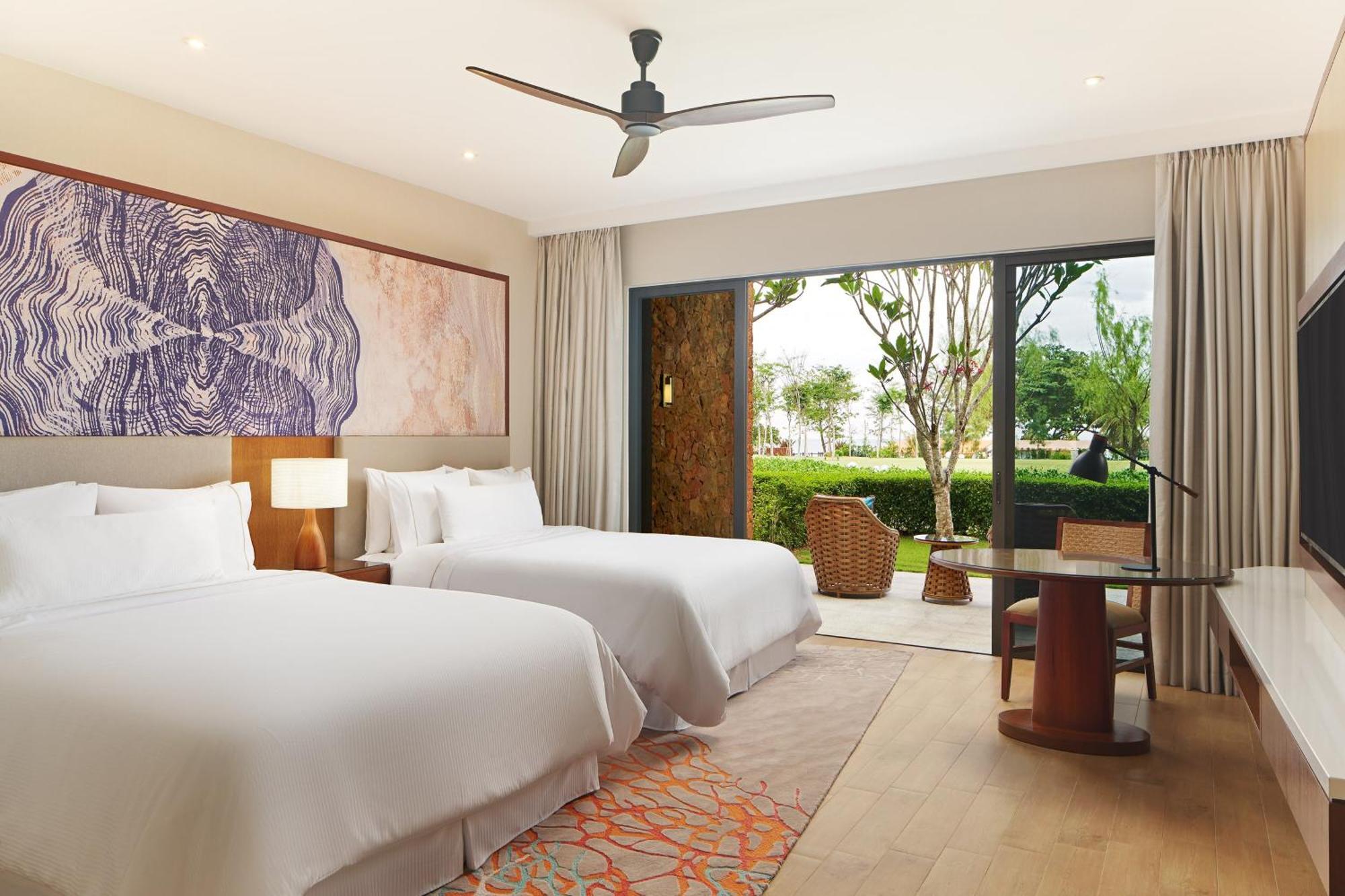 The Westin Desaru Coast Resort Kültér fotó Deluxe Room