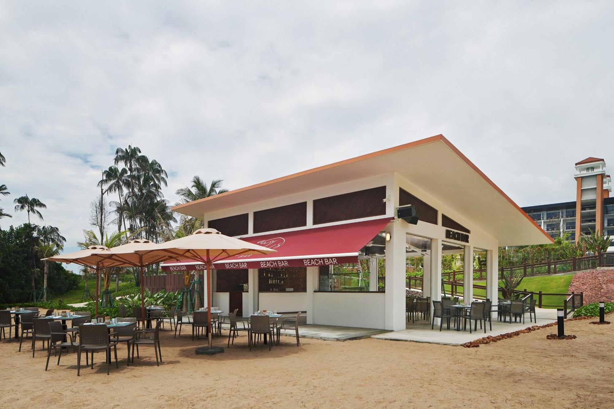 The Westin Desaru Coast Resort Kültér fotó The Beach Club