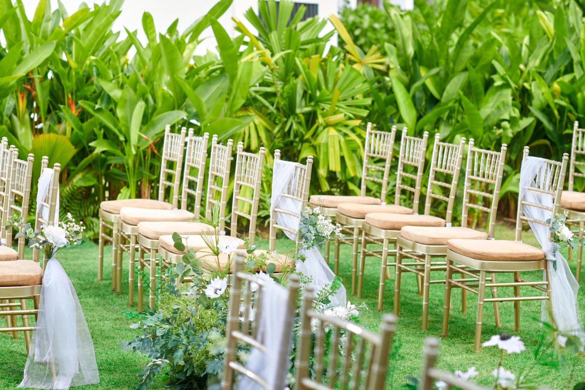 The Westin Desaru Coast Resort Kültér fotó Chivari chairs at a wedding