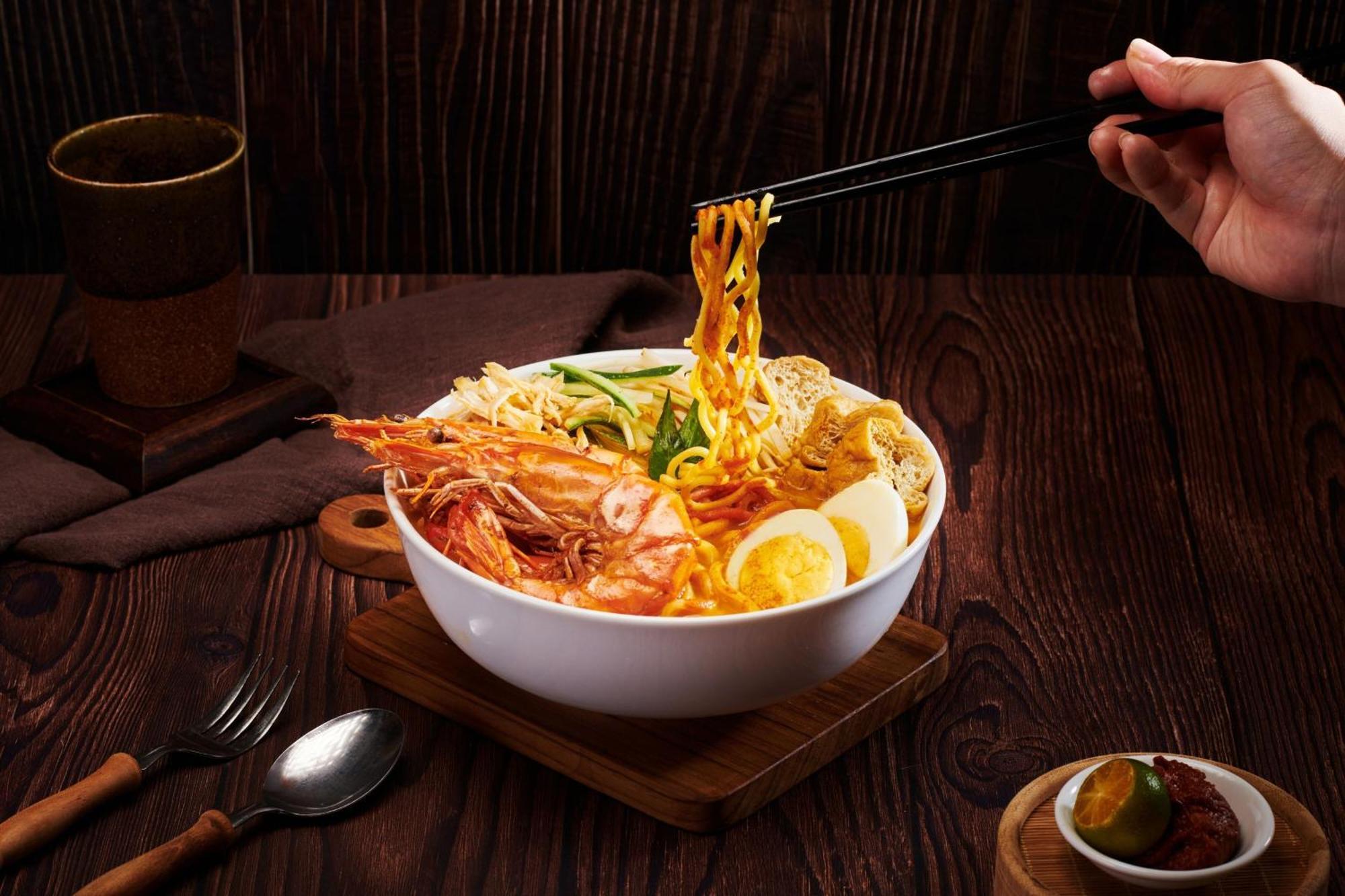 The Westin Desaru Coast Resort Kültér fotó A bowl of Hokkien mee