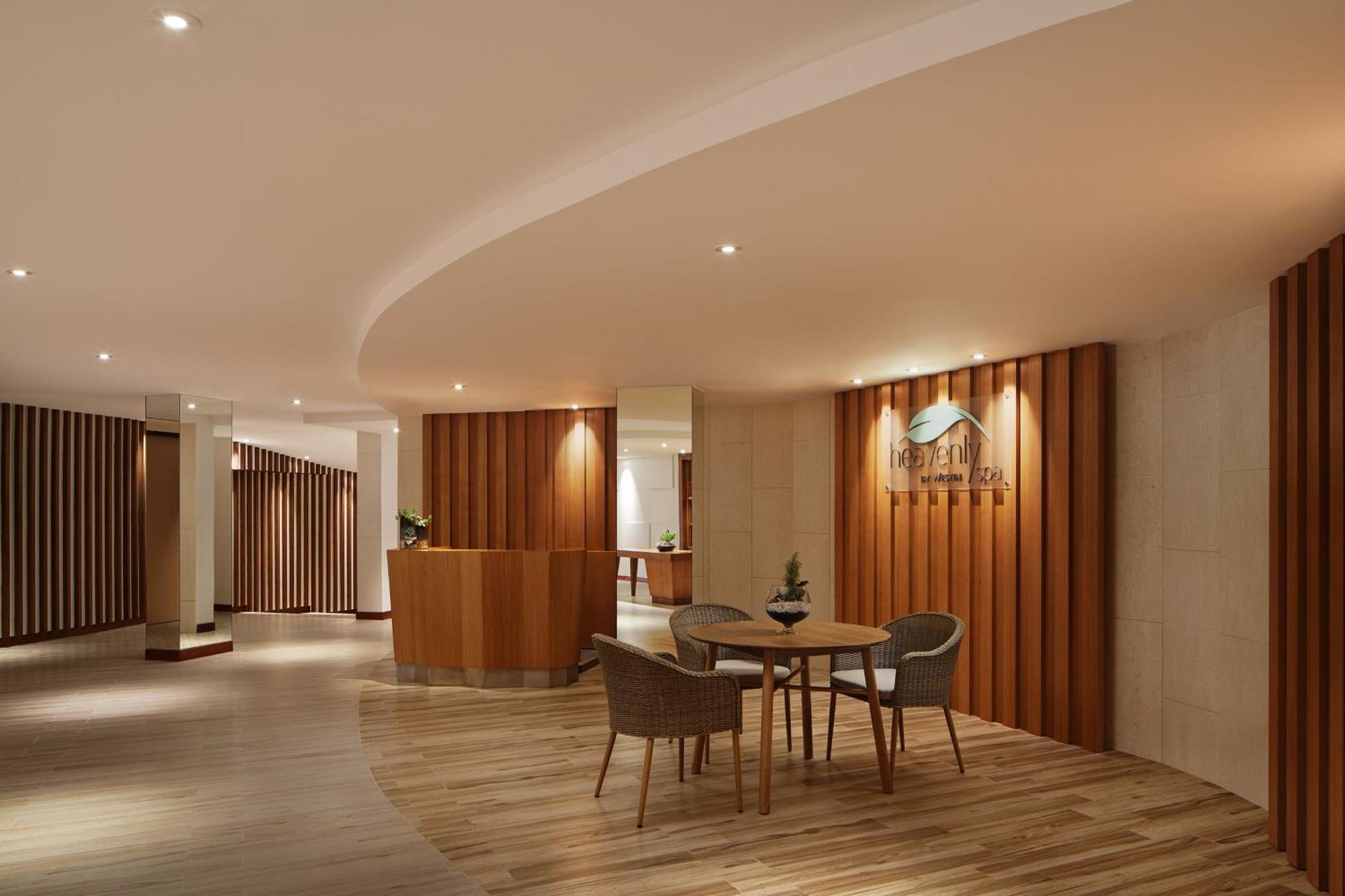 The Westin Desaru Coast Resort Kültér fotó The interior of the hotel